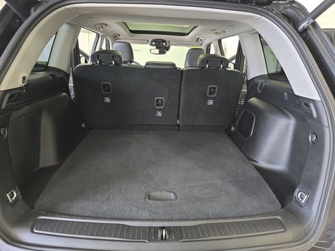 Used 2023 Jeep Grand Cherokee 4WD 4xe image 12