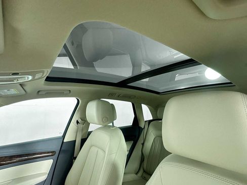 Used 2019 Audi Q5 2.0T Premium w/ Convenience Package image 13