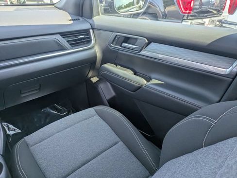 Used 2025 GMC Terrain Elevation FWD image 18