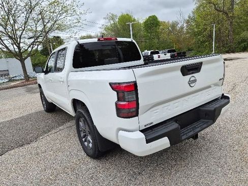 New 2026 Nissan Frontier SV w/ SV Convenience Package AWD/4WD image 7