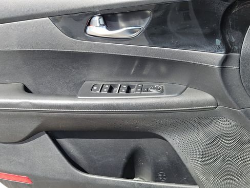 Used 2019 Kia Forte S w/ S Premium Package FWD image 20