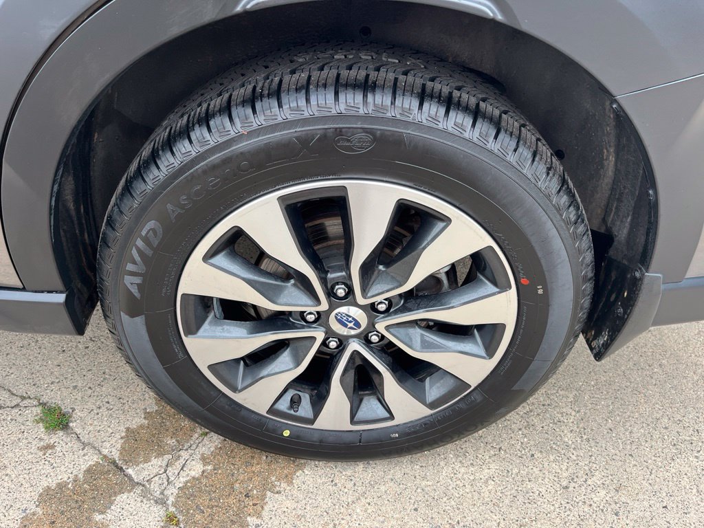 Certified 2024 Subaru Outback Limited AWD/4WD image 11
