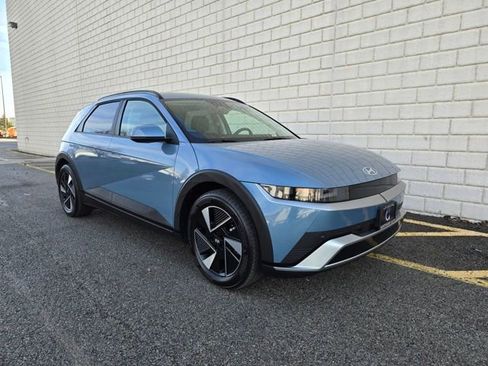 Used 2025 Hyundai Ioniq 5 SEL image 52