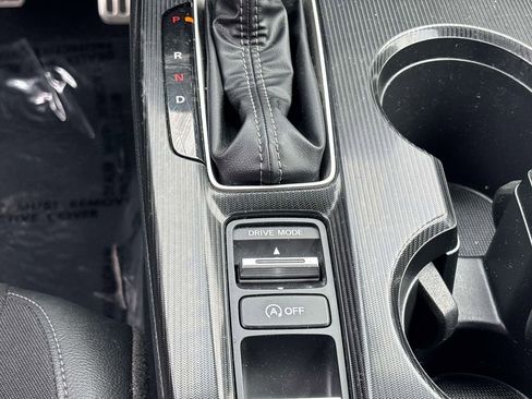 Used 2025 Honda Civic Sport image 28