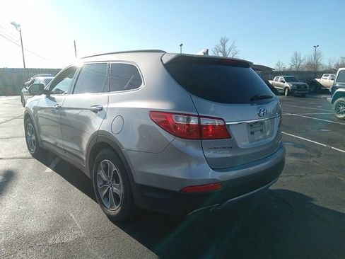 Used 2014 Hyundai Santa Fe GLS image 5
