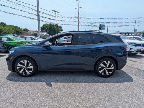 Used 2023 Volkswagen ID.4 2WD image 6