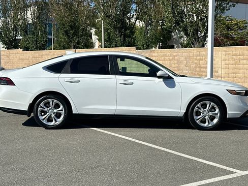 Certified 2023 Honda Accord LX image 3