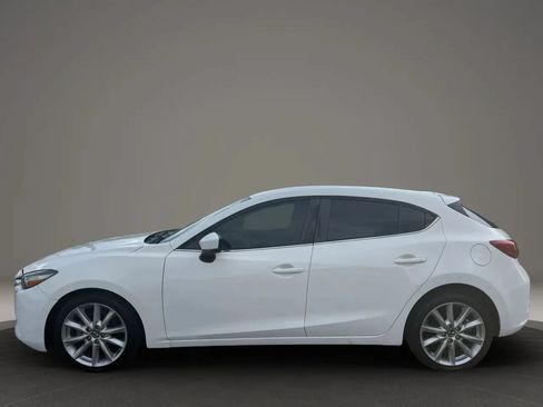 Used 2017 MAZDA MAZDA3 Touring FWD image 5