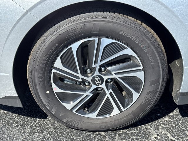 New 2026 Hyundai Sonata Blue FWD image 17