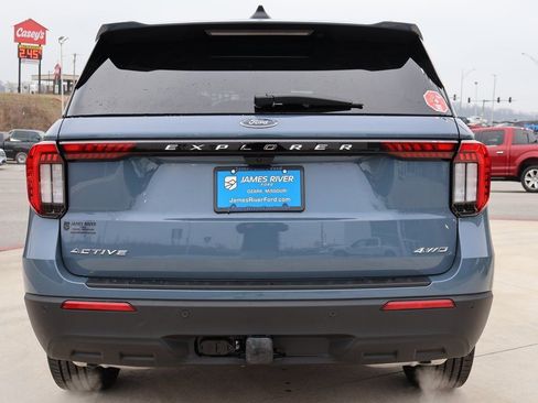 New 2026 Ford Explorer Active image 4