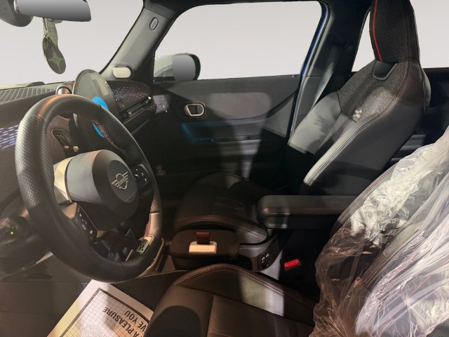 Used 2025 MINI Cooper S FWD image 8