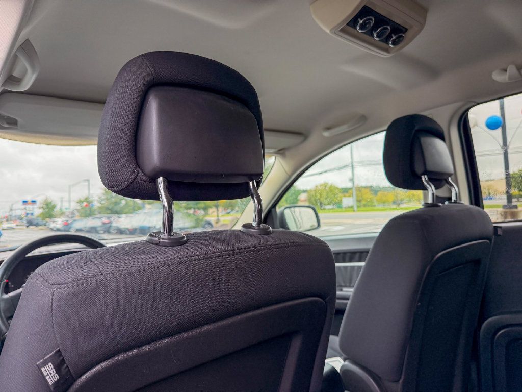 Used 2010 Dodge Journey SXT w/ Flexible Seating Group FWD image 16