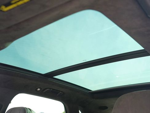 Used 2021 Bentley Bentayga Speed image 29