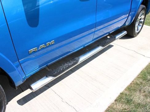 Used 2025 RAM 1500 Big Horn AWD/4WD image 31