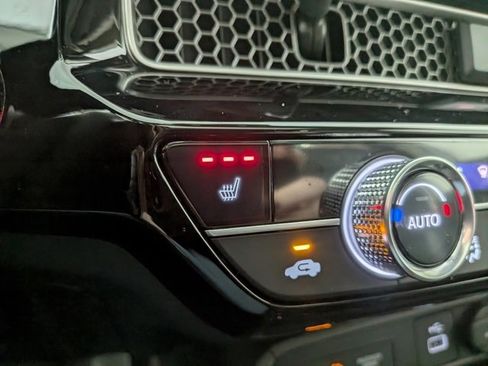 Used 2024 Honda Civic EX-L image 8