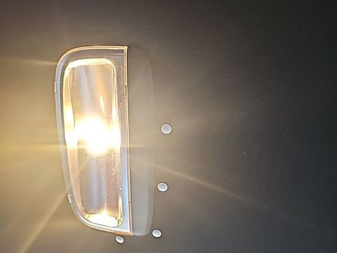 Used 2009 Pontiac G8 GT w/ Premium Package image 16