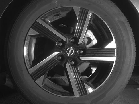 Used 2025 Nissan Sentra SV image 14