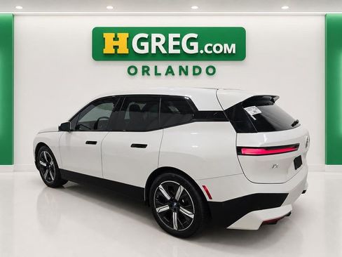 Used 2023 BMW iX xDrive50 w/ Premium Package AWD/4WD image 6