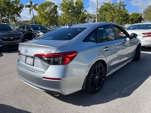 Used 2023 Honda Civic Sport image 4