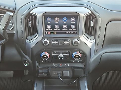 Used 2020 GMC Sierra 2500 SLE w/ SLE Value Package; image 18