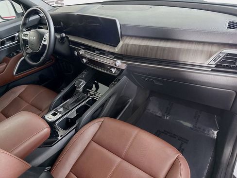 Used 2023 Kia Telluride EX w/ EX Captain's Chair Package image 36