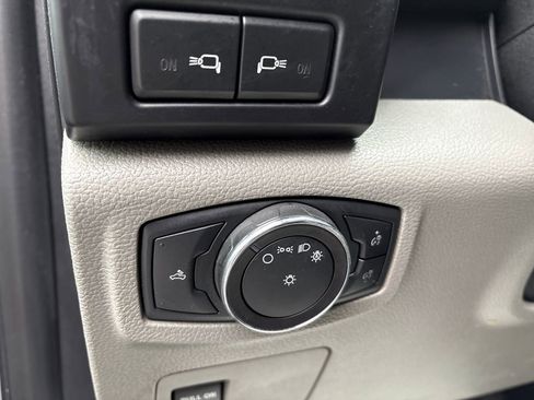 Used 2018 Ford F150 XL w/ Equipment Group 101A Mid image 16