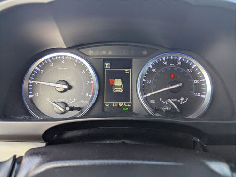 Used 2019 Toyota Highlander XLE image 26