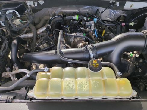 Used 2019 Ford F150 XLT w/ Equipment Group 302A Luxury image 26