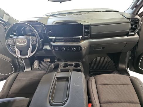 Used 2024 GMC Sierra 1500 Elevation AWD/4WD image 9