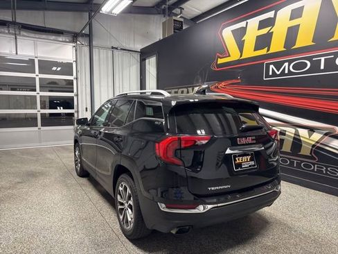 Used 2020 GMC Terrain SLT w/ Preferred Package image 13