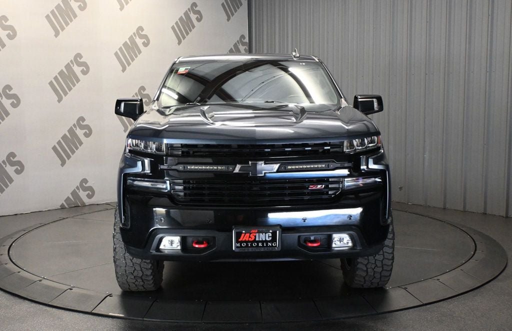 Used 2021 Chevrolet Silverado 1500 LT Trail Boss w/ Convenience Package II AWD/4WD image 2