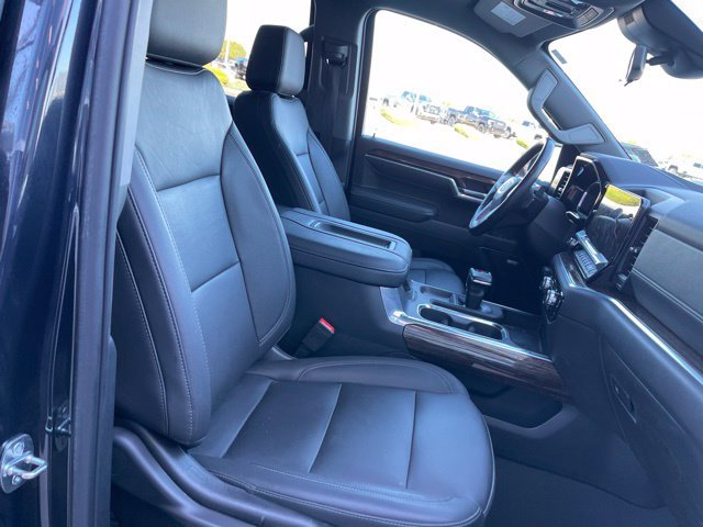Used 2022 GMC Sierra 1500 Elevation w/ Elevation Premium Package AWD/4WD image 19