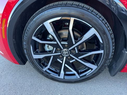 Used 2024 Toyota Prius Prime Premium image 26