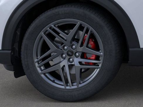 New 2026 Ford Explorer ST image 21