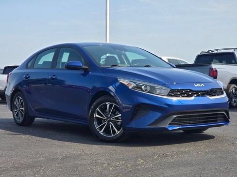 Used 2024 Kia Forte LXS FWD image 1