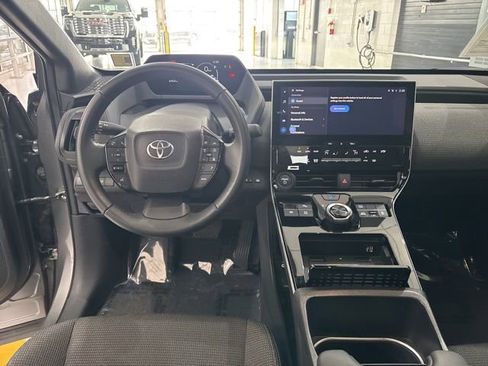 Used 2024 Toyota bZ4X XLE image 38