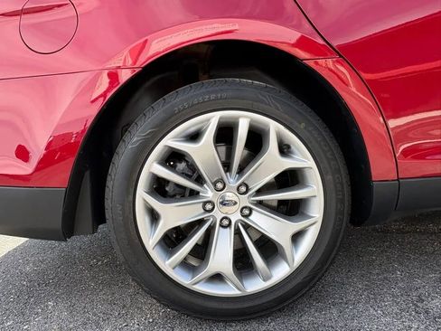 Used 2017 Ford Taurus Limited image 26