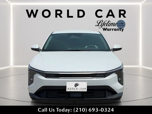 Used 2025 Kia K4 FWD image 8