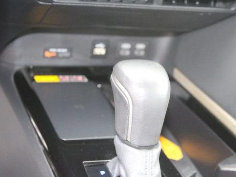 Used 2025 Toyota Camry XSE FWD image 27