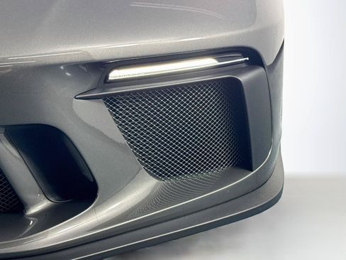 Used 2019 Porsche 911 GT3 RWD image 57