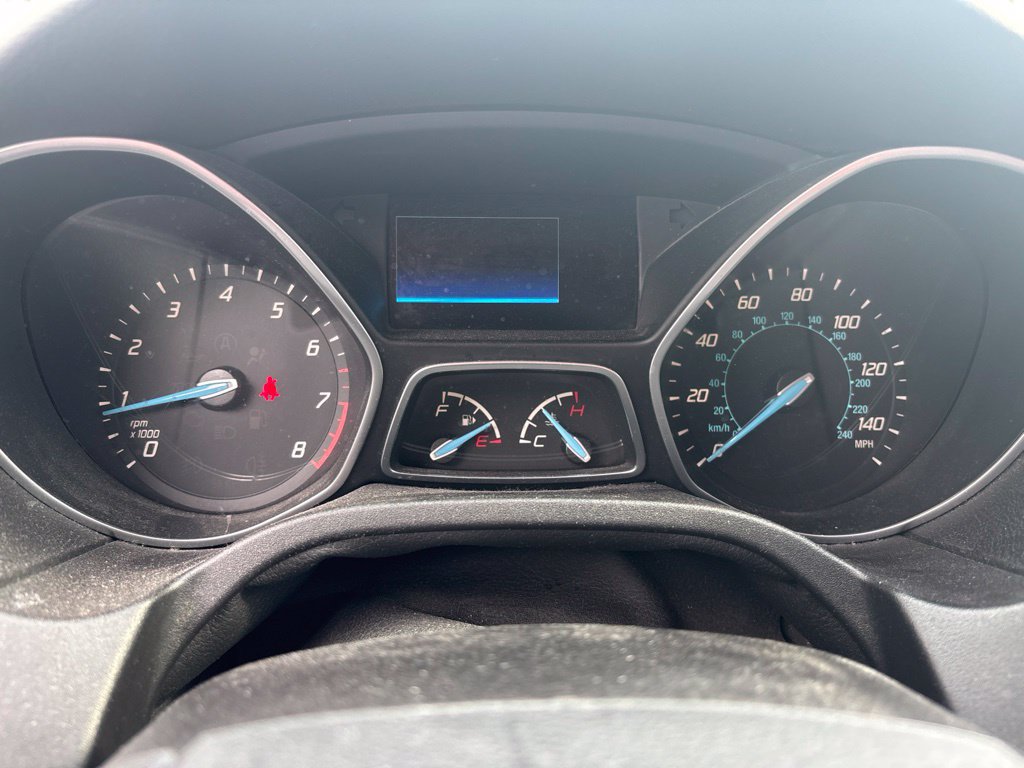 Used 2014 Ford Focus SE w/ Equipment Group 201A FWD image 19