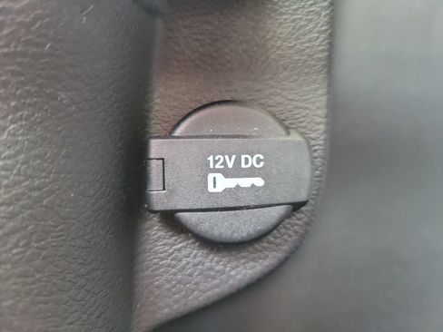 Used 2015 Jeep Cherokee Latitude FWD image 8