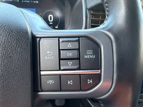 Used 2022 Ford F150 Lightning Lariat AWD/4WD image 4