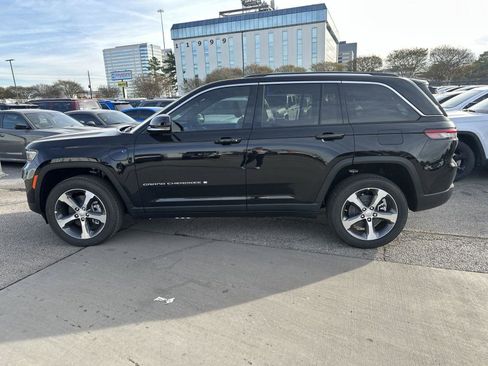 New 2024 Jeep Grand Cherokee Limited 4xe AWD/4WD image 4