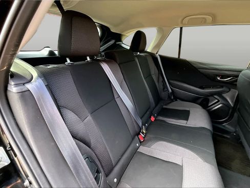 Used 2024 Subaru Outback Premium AWD/4WD image 19