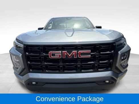 Used 2023 GMC Canyon Elevation w/ Convenience Package AWD/4WD image 3