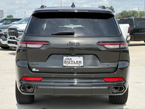 Used 2025 Jeep Grand Cherokee L Summit AWD/4WD image 4