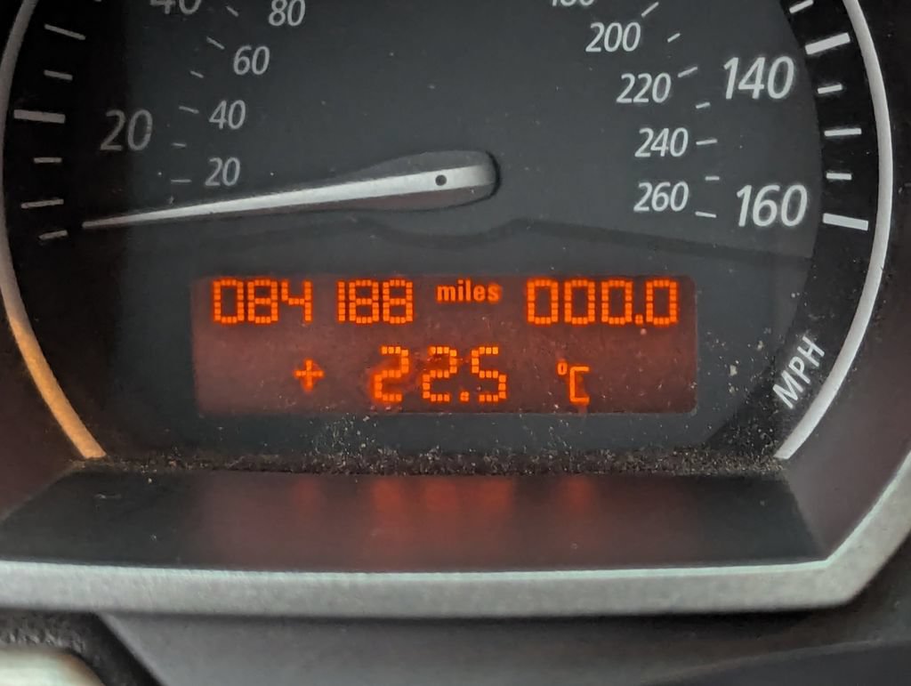 Used 2004 BMW Z4 3.0i RWD image 22