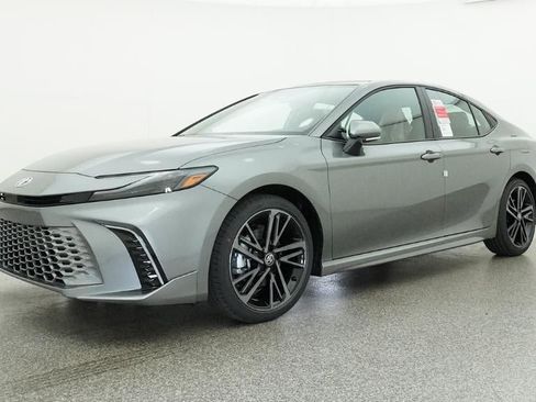 New 2026 Toyota Camry XSE FWD image 17
