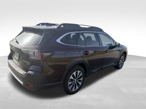 Certified 2024 Subaru Outback Limited XT AWD/4WD image 3